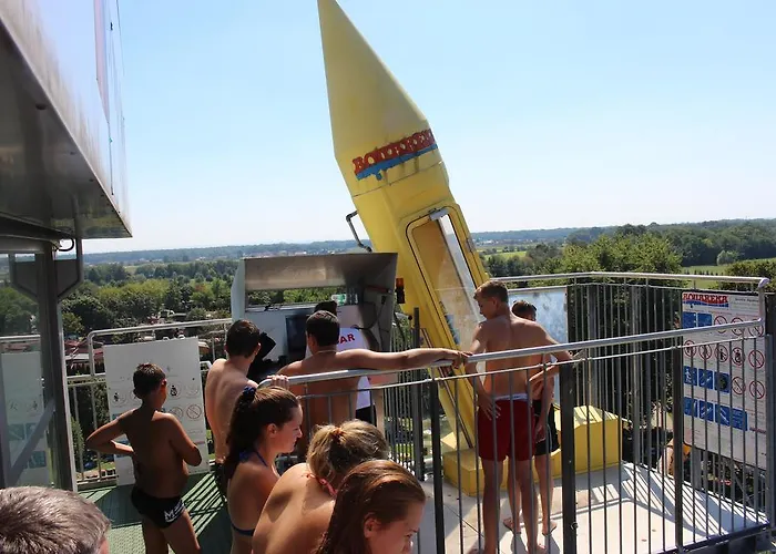 Apartmaji Manita דירה *